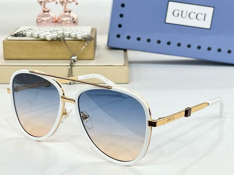 Gucci Sunglasses 744